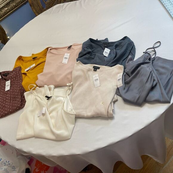 Ann Taylor Tops - Lot Of 7 NWT Ann Taylor Short Sleeve Top Tank Top Career Office Casual Sz Medium